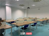 重庆沙坪坝区红岩广场创业园，托管工位2000元/年，支持银行开户拍照，另有独立办公室出租（已满）